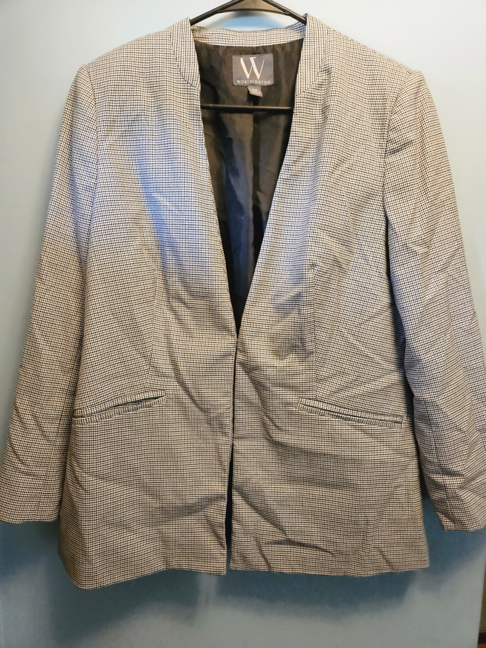 Worthington Black and White Houndstooth Open Blazer